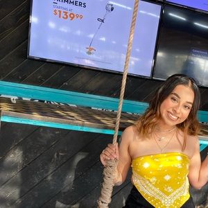 Meet your Posher, Janet